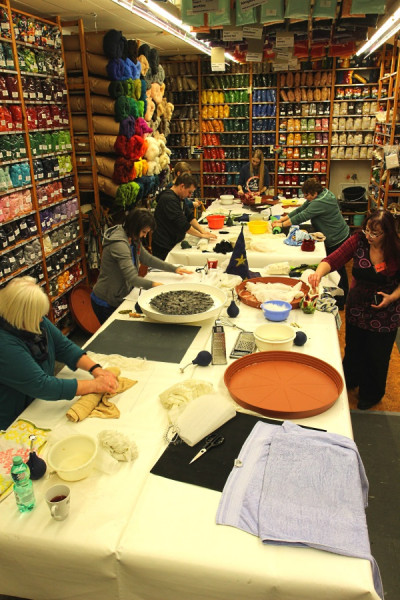 Im Filzrausch - Filzen mit Kindern Beispiel 1