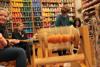 Einf&uuml;hrung - Handspindel und Spinnrad Beispiel 4