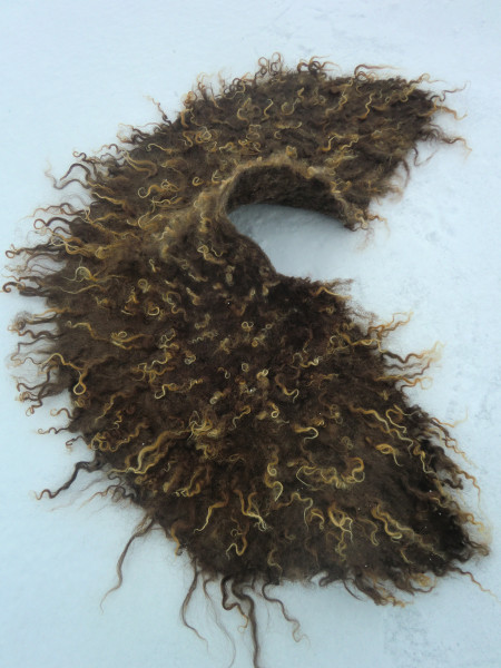 Rohwolle filzen - Kr&auml;gen, Umh&auml;nge, H&uuml;te, Hauben,... Beispiel 6